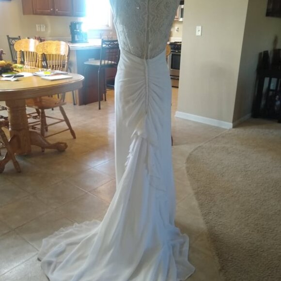 Wedding / Pageant Gown - Sweetheart neckline, beaded sheer illusions back. - Picture 4 of 8